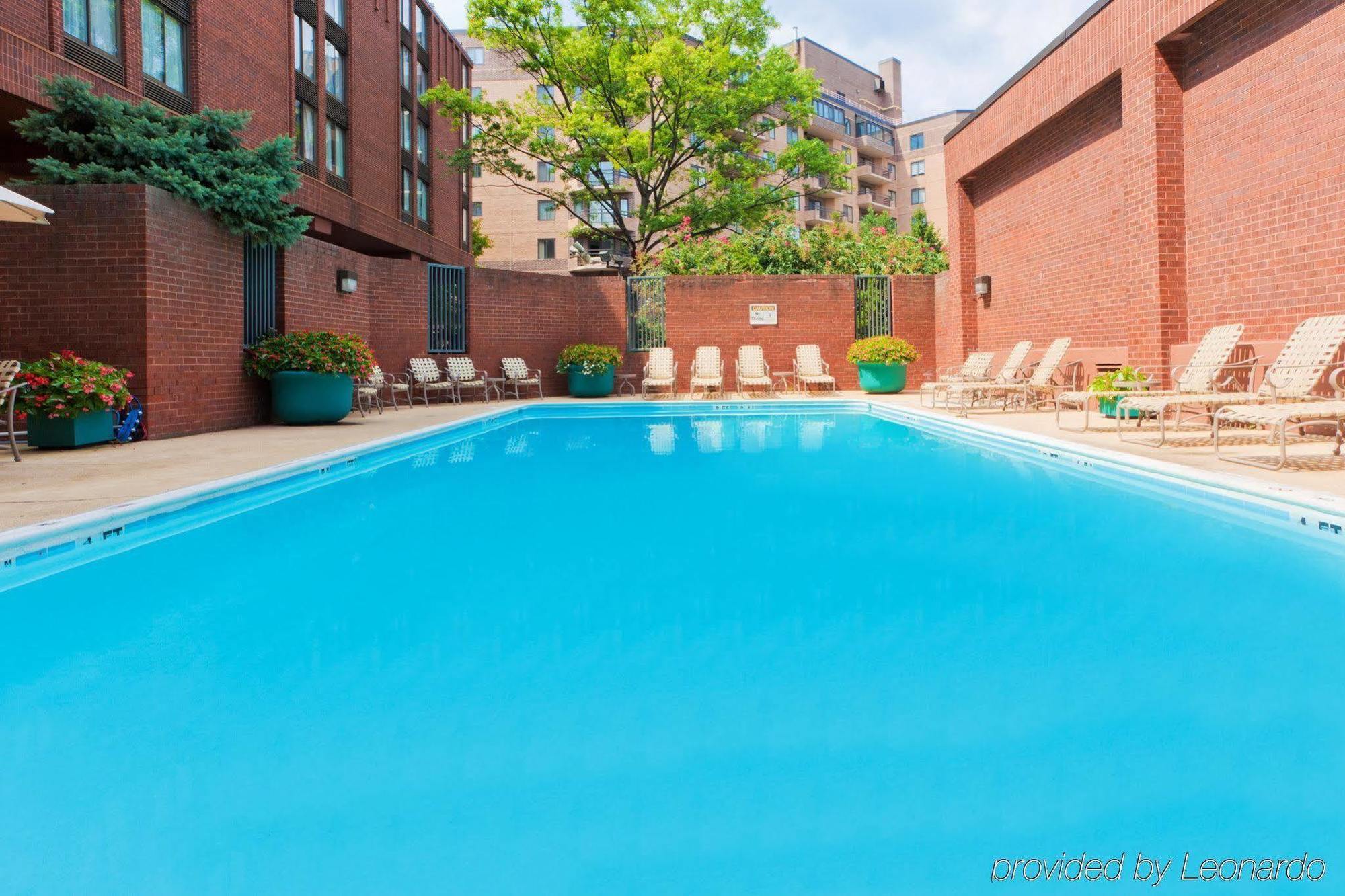 Holiday Inn Washington-Georgetown ภายนอก รูปภาพ